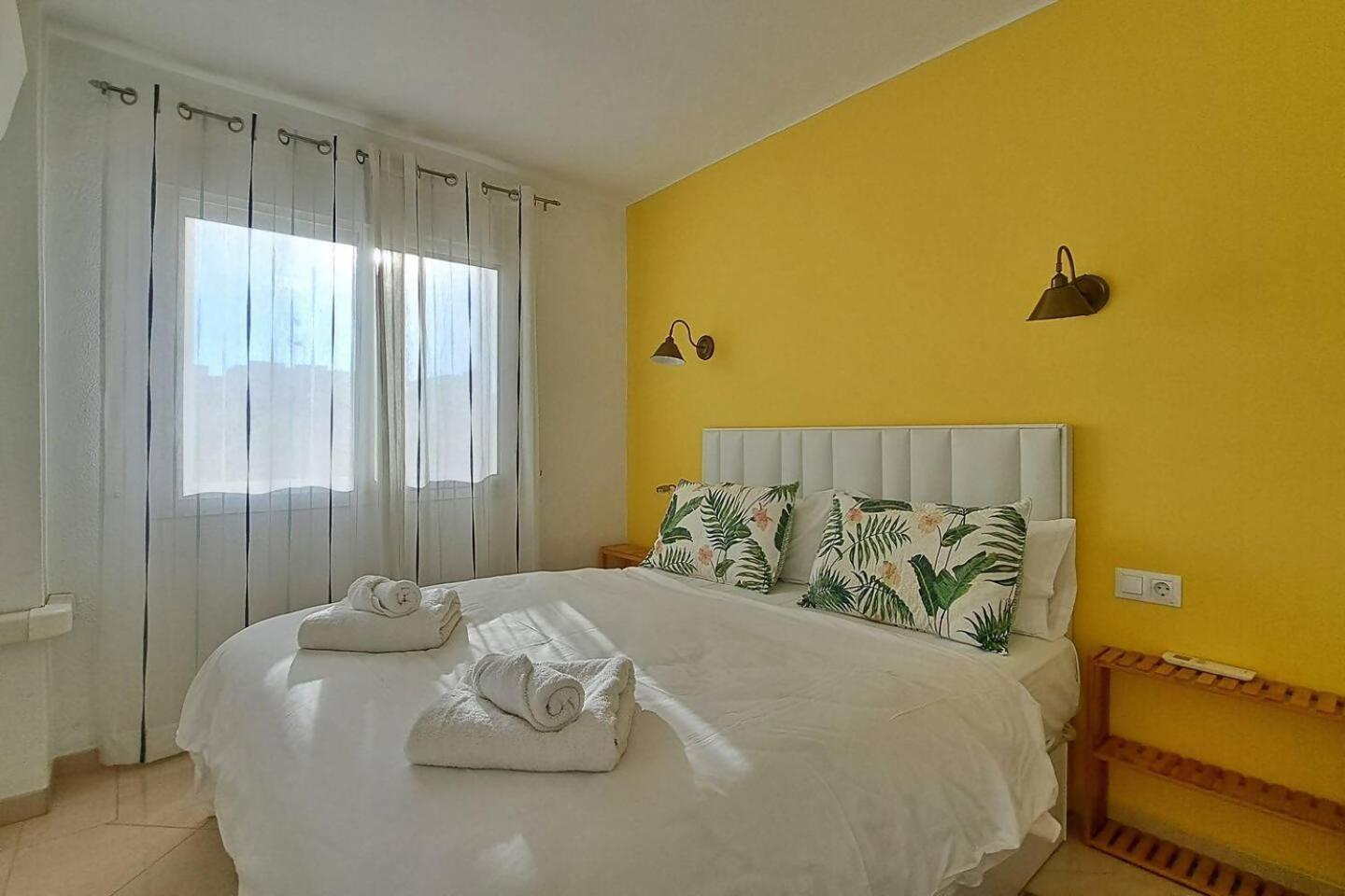 Apartamento El Nido Torre Del Mar Exteriör bild