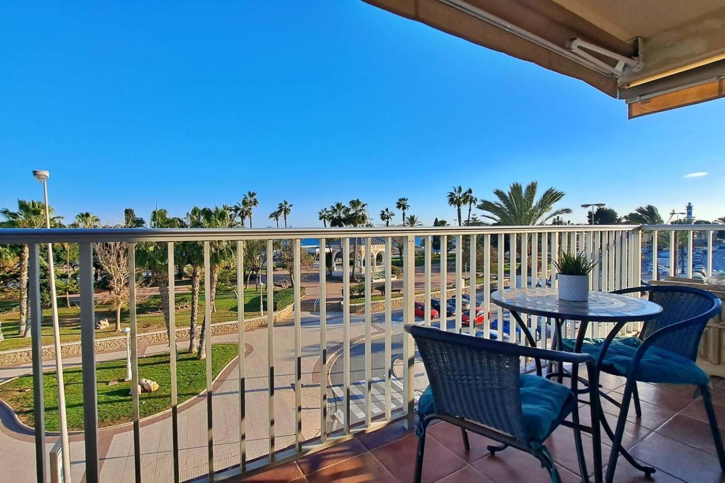 Apartamento El Nido Torre Del Mar Exteriör bild