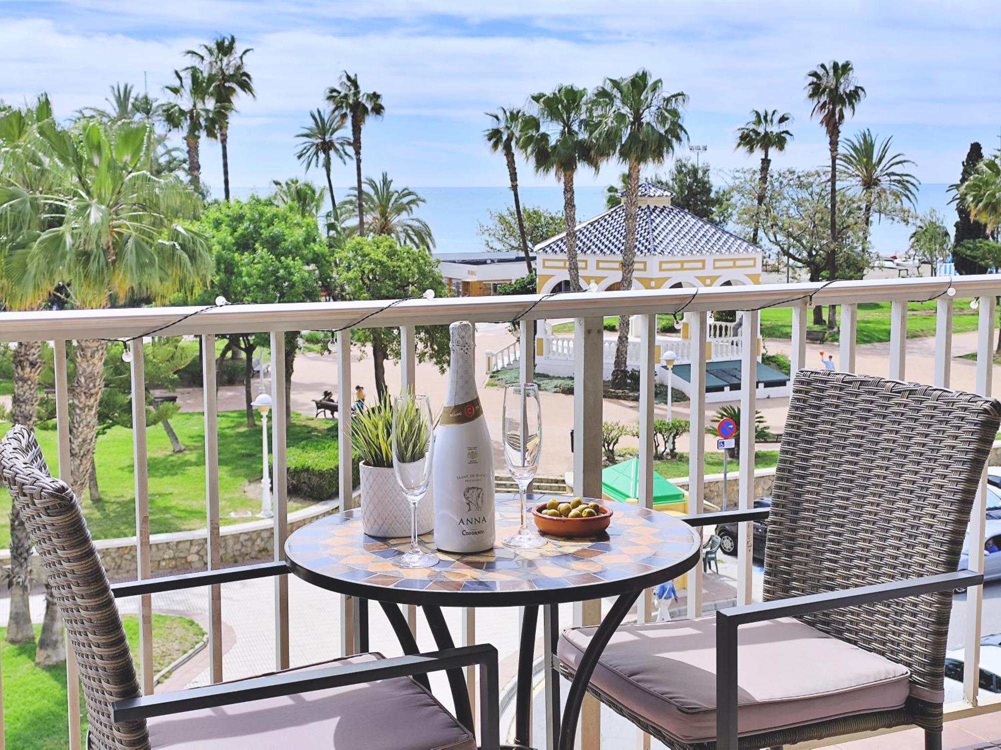 Apartamento El Nido Torre Del Mar Exteriör bild
